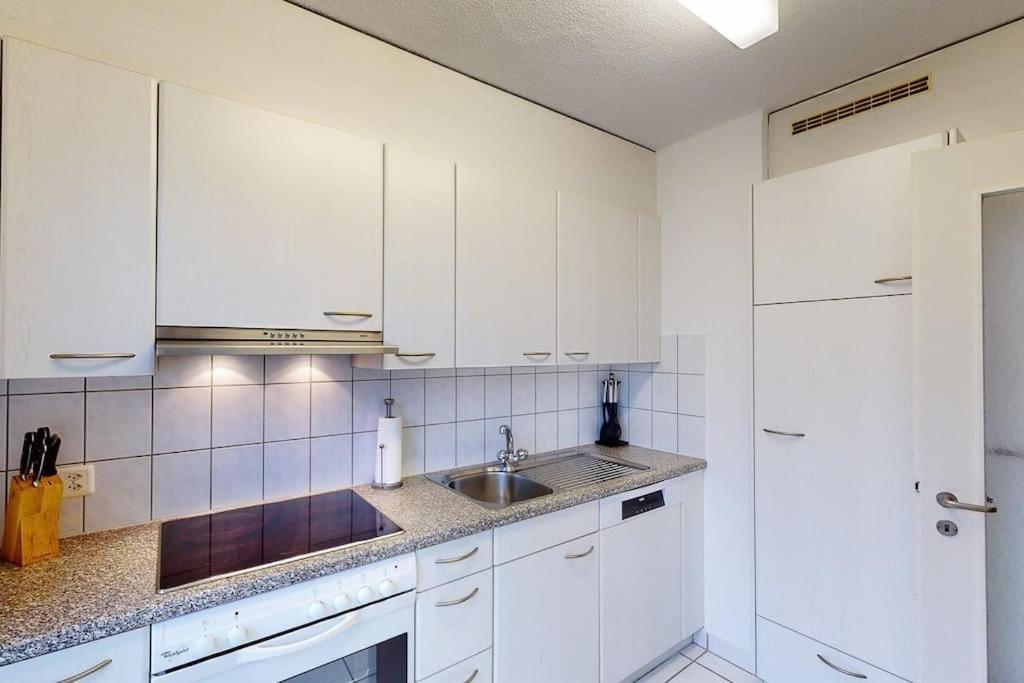 Bright 1 Bedroom Flat In The City Centre Zurique Exterior foto